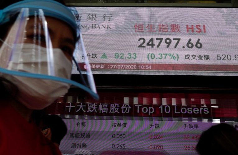 Wall Street returns to rallying; gold jumps to record high