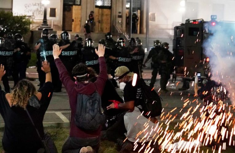 Police shooting leads to protests in Wisconsin