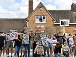 Calls to lift cap on number of medical students in UK