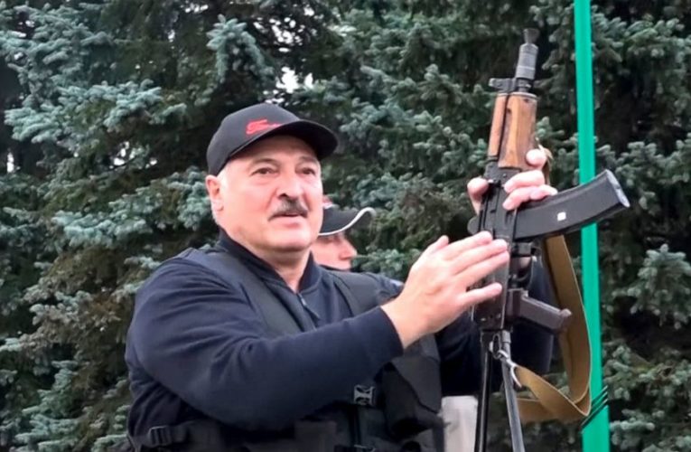 2 Belarus opposition activists detained in the capital