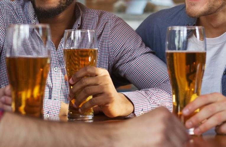 Adults with Covid-19 about ‘twice as likely’ to say they have dined at a restaurant, CDC study suggests