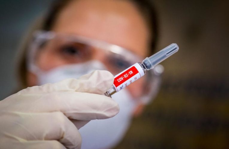 The CDC is asking states to get ready to distribute a Covid-19 vaccine as early as October, but doctors running the clinical trials say it’s too soon