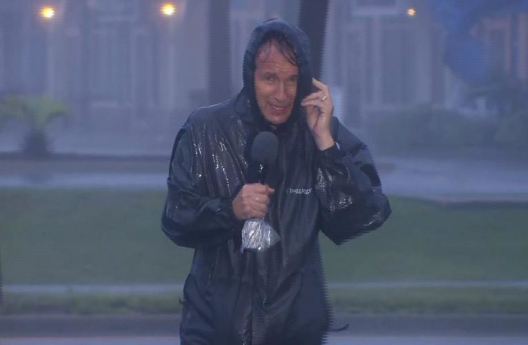 CNN reporter struggles to brave Hurricane Sally winds