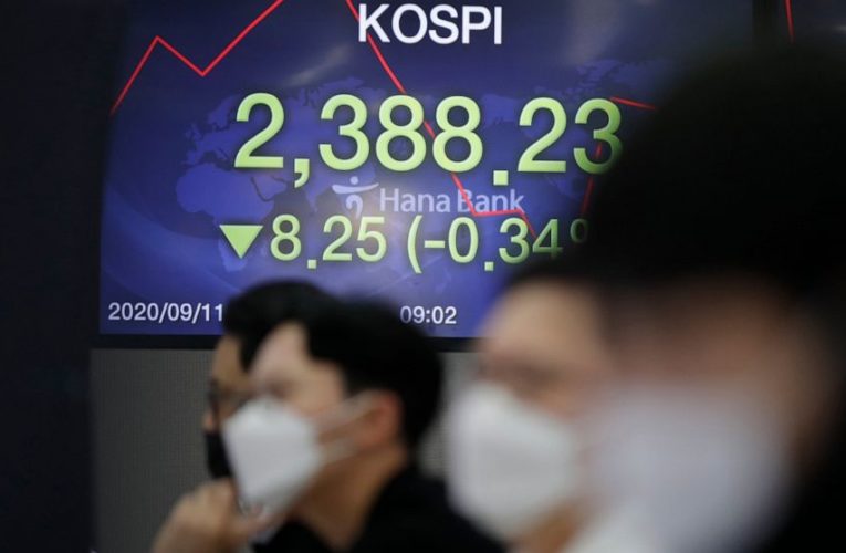 Stocks dip as latest comeback attempt fizzles on Wall Street