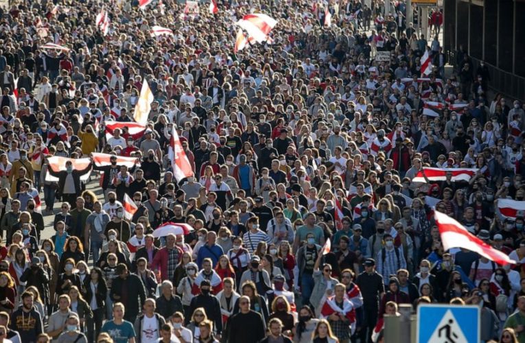 March of 100,000 marks week 7 of Belarus protests