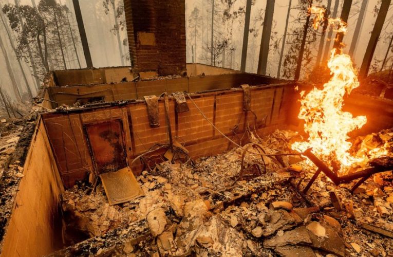 Firefighters injured, airlifted in central California blaze