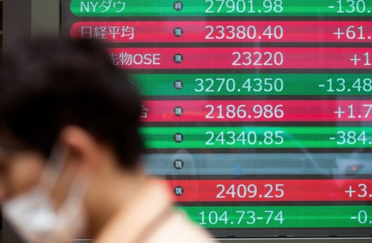 US stocks fall as market decline extends for third week