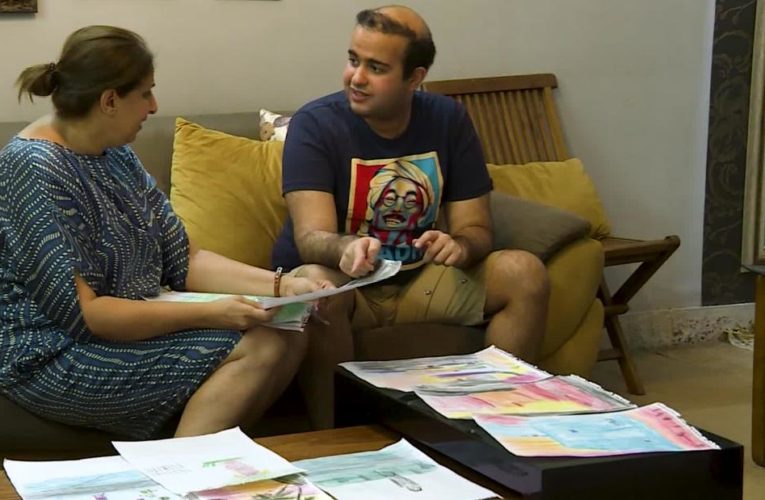 Autistic teen draws in black after mom got Covid-19