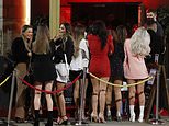 Coronavirus UK: Manchester revellers hit the streets before pubs shut under Tier 3 lockdown