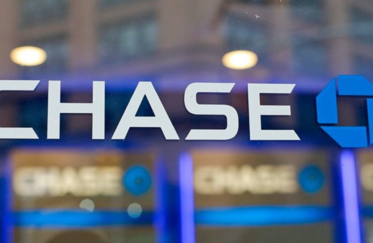 JPMorgan, Citi profits improve amid signs of recovery