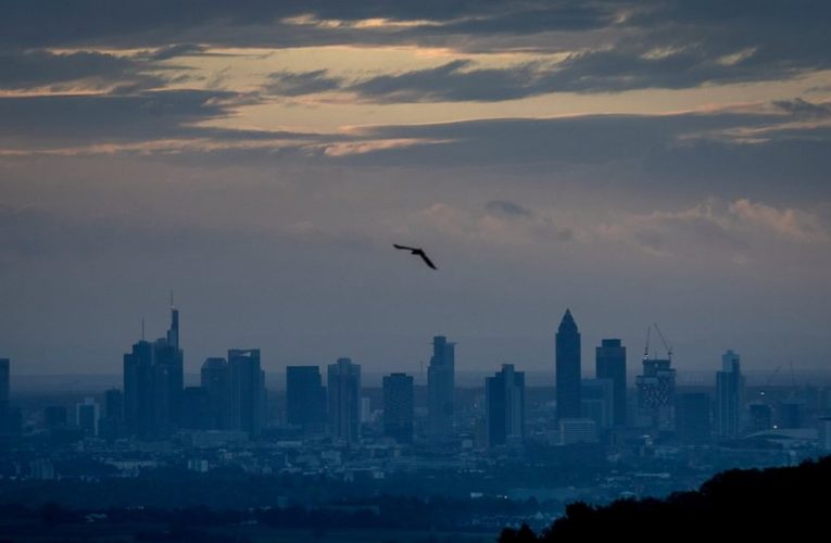 World trade forecast for smaller drop, longer recovery