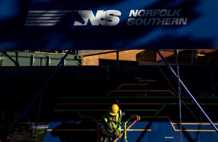 Norfolk Southern’s 3Q profit down 13% as railroad hauls less