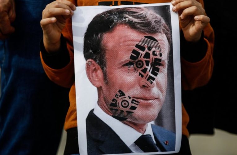 France reacts to boycott calls; Erdogan ups Macron insults
