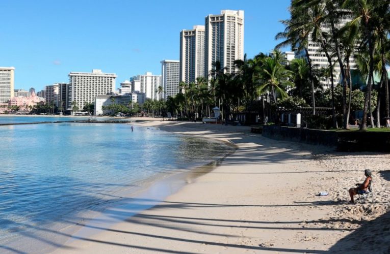 Tourists return to Hawaii amid ever-changing pandemic rules