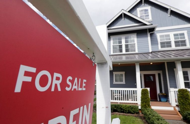 Average rate on 30-year mortgage tick down to 2.88%