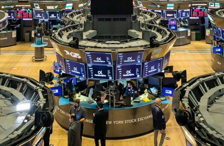 S&P 500 sinks 3.5% as surging virus cases lead to shutdowns
