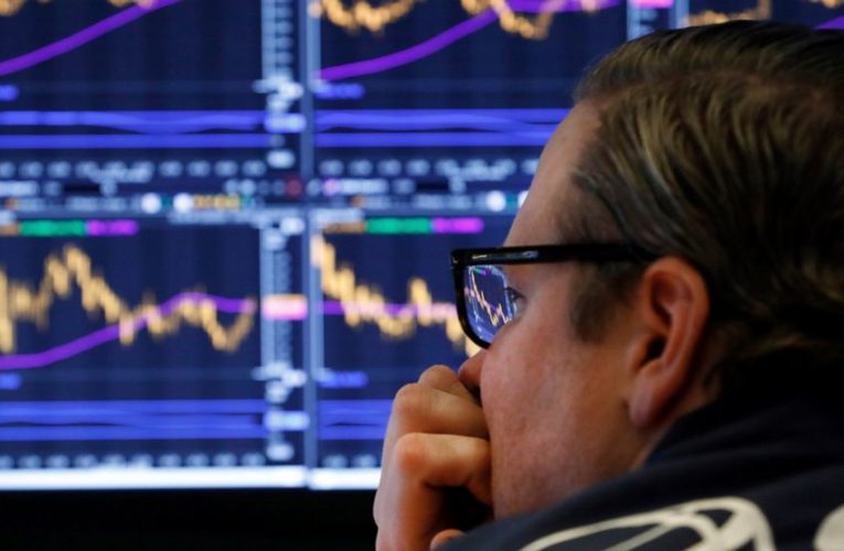 Profits keep sinking, but CEOs to show if worst has passed