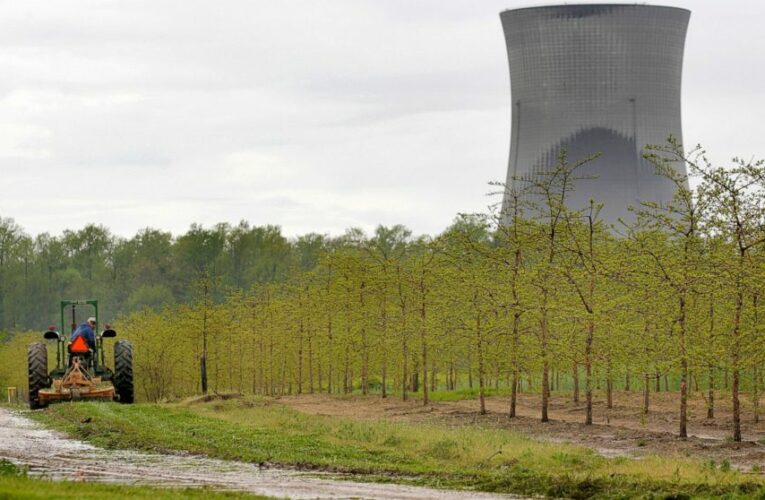 FirstEnergy Corp sets goal to become carbon free by 2050