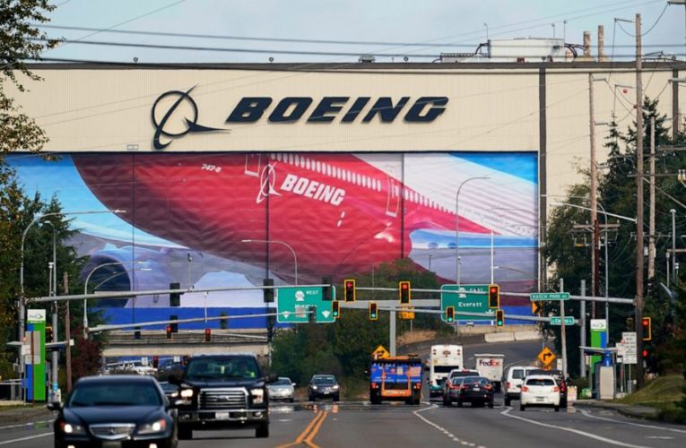 EU puts tariffs on US but hopes for change with Biden