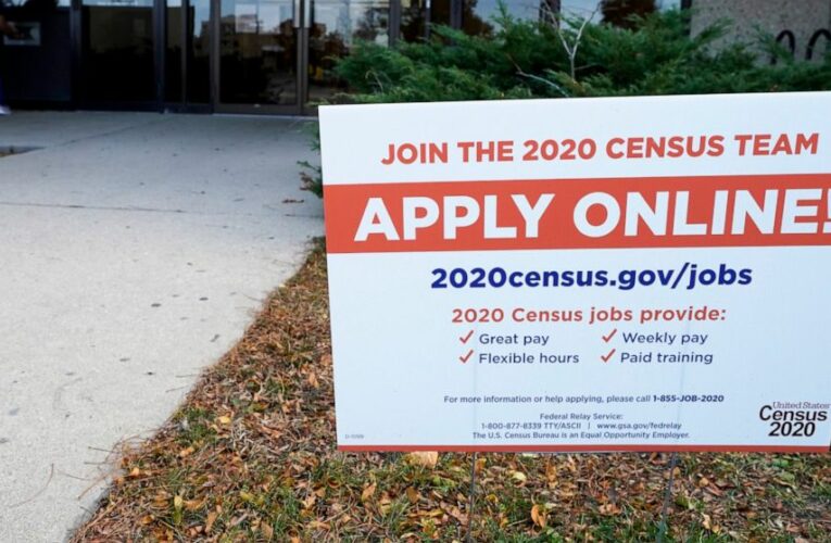 709,000 seek US jobless aid as pandemic escalates