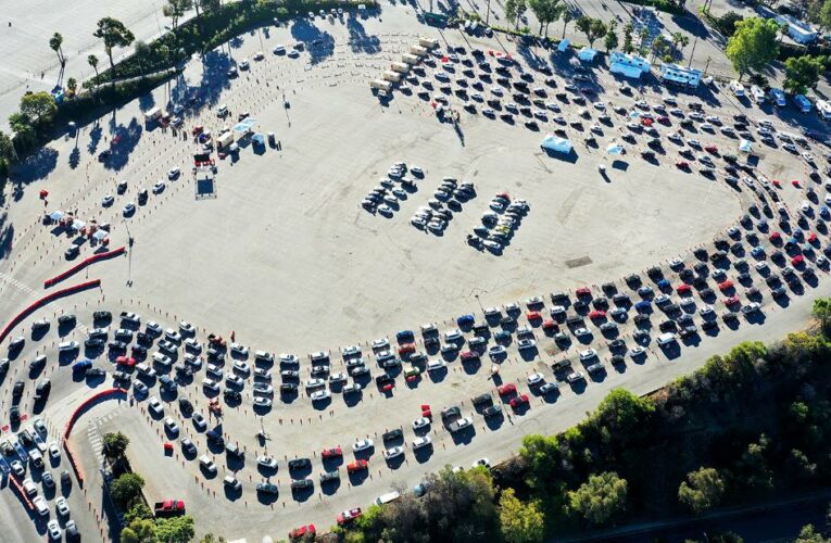 US reported more than 10,000 Covid-19 deaths in four days. And the impacts of Thanksgiving will only make things worse, experts warn