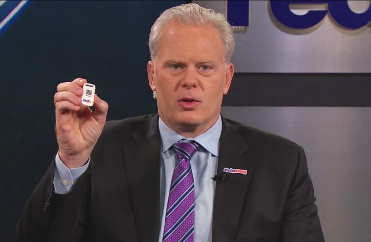 FedEx exec shows off ‘guardian angel’ tracking technology