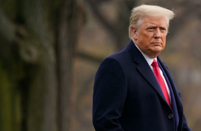 At the last minute, Trump ‘changed his mind’ about authorizing relief for millions of Americans in the wake of the coronavirus pandemic, a source says