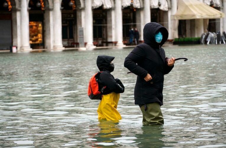 High tide floods Venice as dike-on-demand wasn’t activated