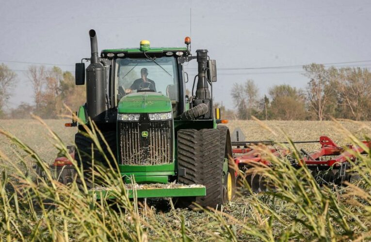 Federal checks salvage otherwise dreadful 2020 for US farms