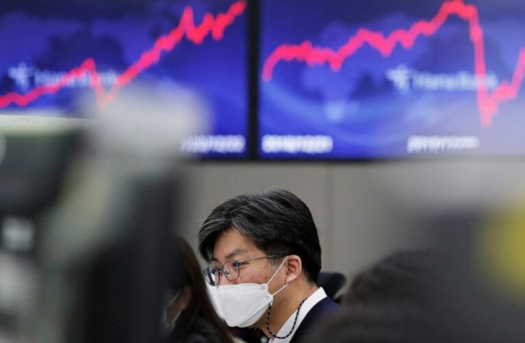 Asian stocks gain after Trump criticizes economic aid bill