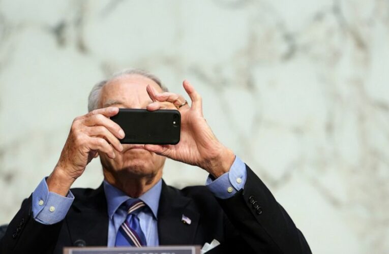 Report: Social media manipulation affects even US senators