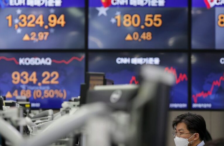 Asian stocks advance after stimulus talks lift Wall St