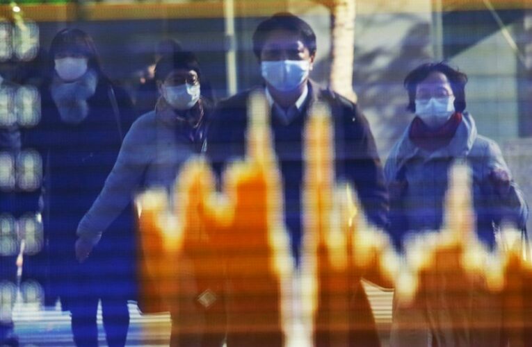 Stocks trade higher on stimulus talks, remain near records