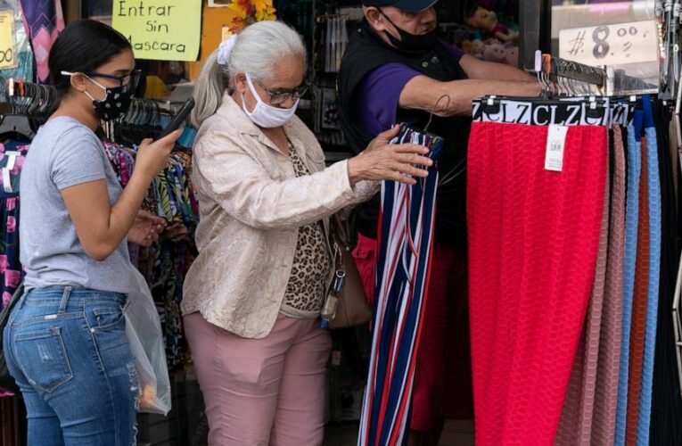 Consumer spending drops 0.4%, first decline since April