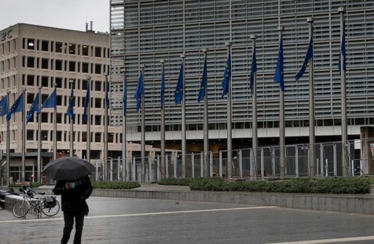 UK, EU on cusp of striking Brexit trade deal at last