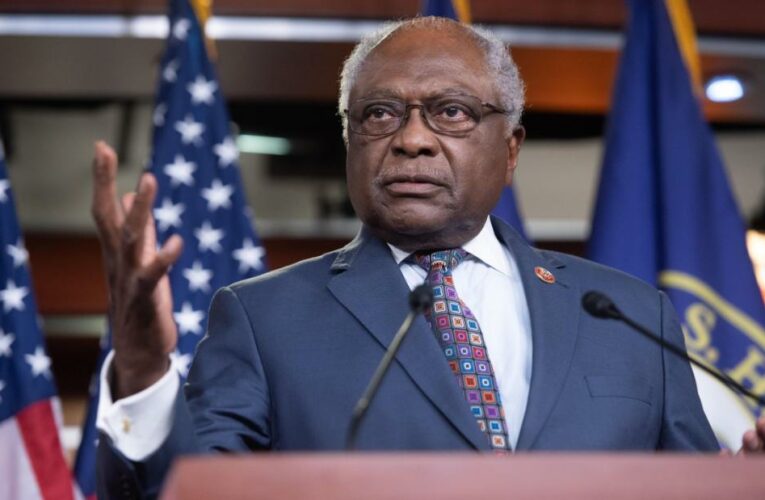 Clyburn lays out possible impeachment timeline