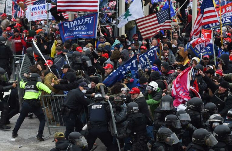 275 cases open in Capitol riot investigation, US prosecutors say