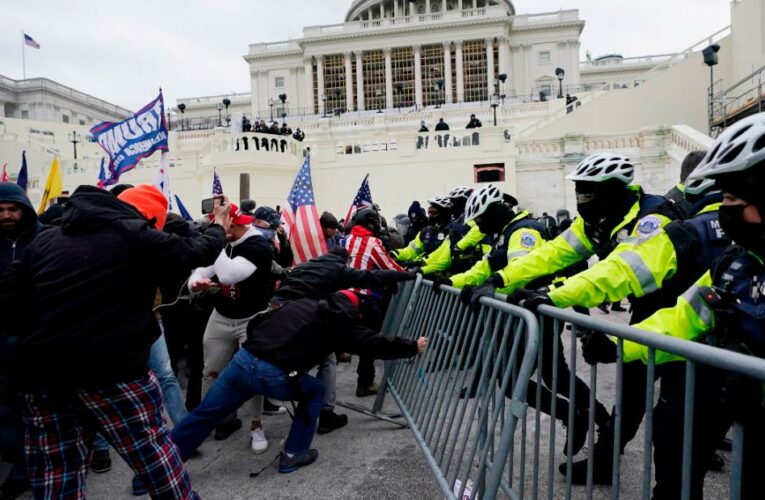 Analysis: Unchained Trump threatens more mayhem in his final dangerous days