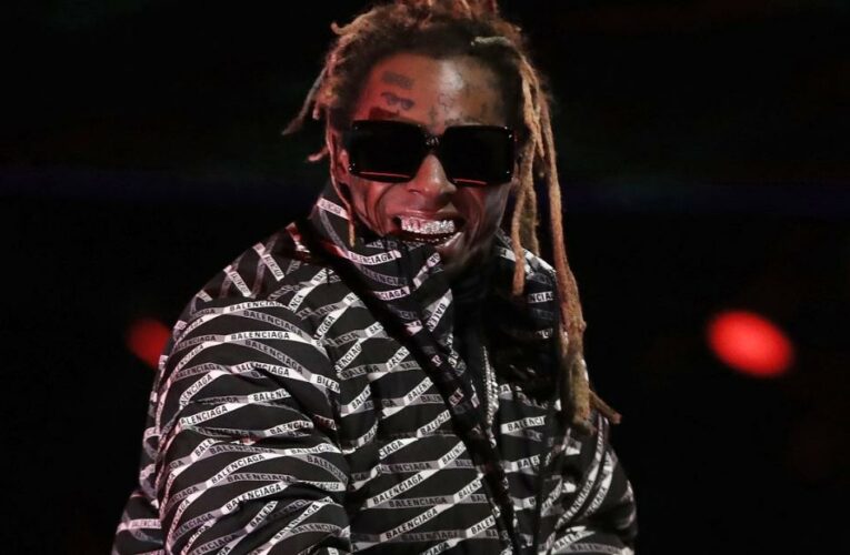 Trump grants clemency to rappers Lil Wayne and Kodak Black in flurry of presidential power