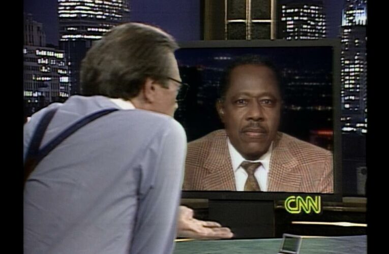 Legend interviews legend: Larry King talks with Hank Aaron