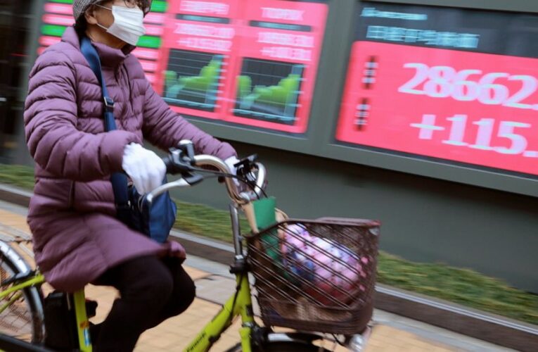 Asian shares mixed as focus turns to Federal Reserve meeting