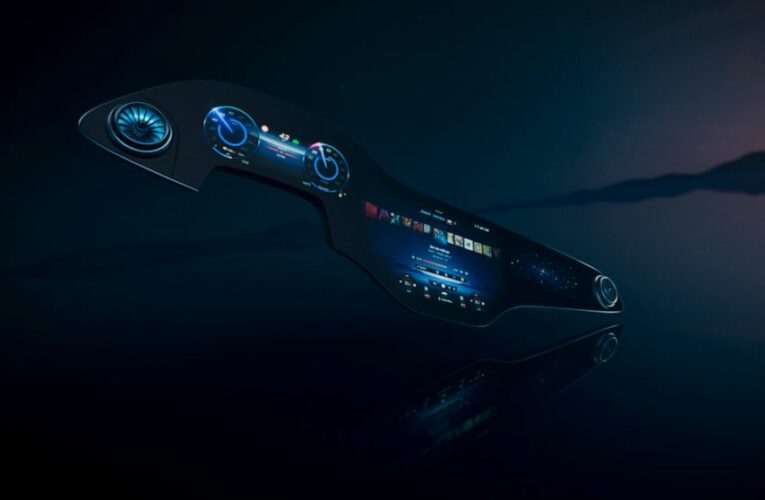 New Mercedes screen to stretch nearly full width of car