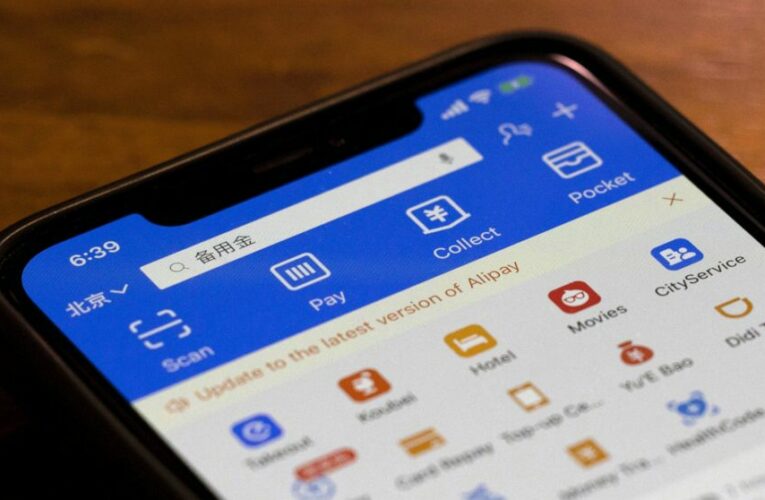 Trump widens US ban on Chinese apps as his term nears end
