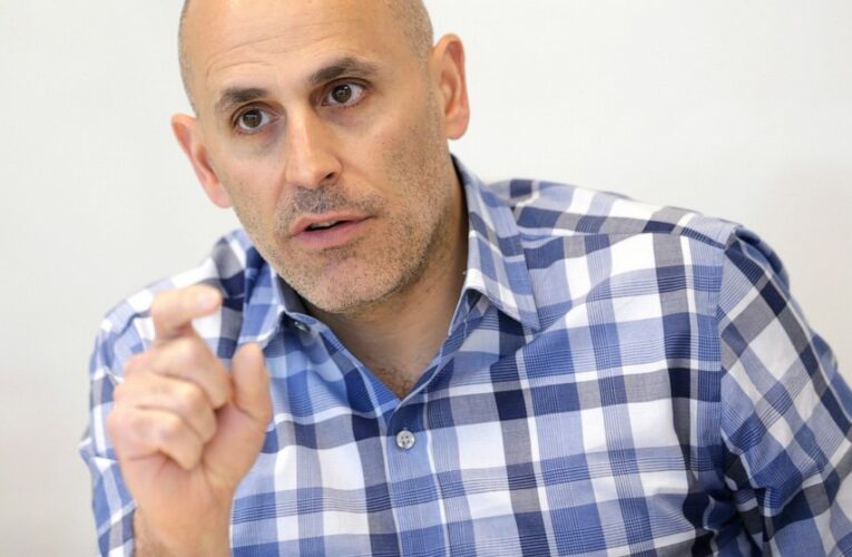 Walmart’s e-commerce chief to leave after nearly 5 years
