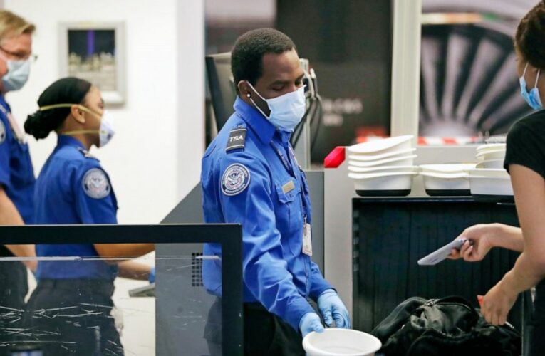 Most major US airlines ban guns in luggage for DC flights