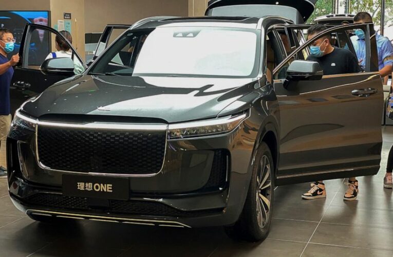China’s 2020 auto sales fall, then recover amid coronavirus