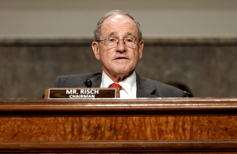 The 11 GOP lawmakers who voted with Democrats