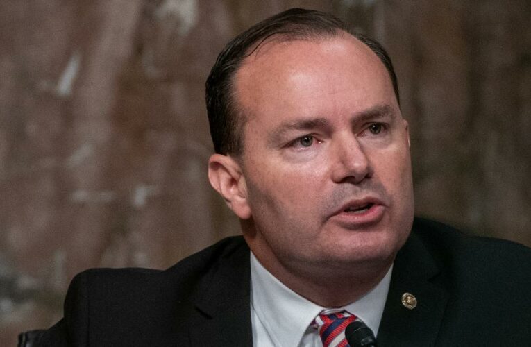 Senator who Trump called on Jan. 6 hands over his phone records to impeachment managers