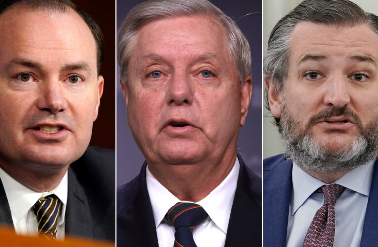 The senators, who are also jurors in the former President’s trial, met with his defense team on the eve of its presentation