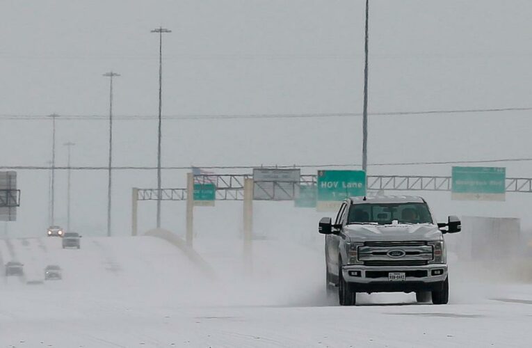 Oil prices rise as winter weather hits Texas